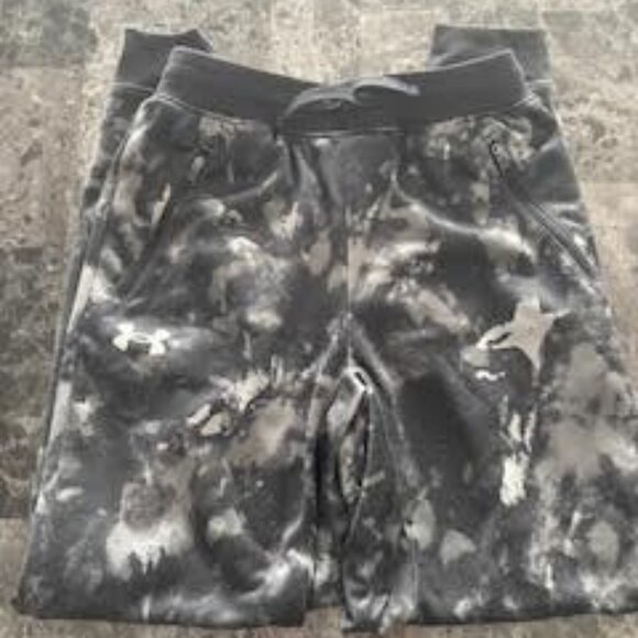 Under Armour Rival Fleece Camo Joggers – Boys Youth Medium Color Gray /Black - Picture 5 of 9